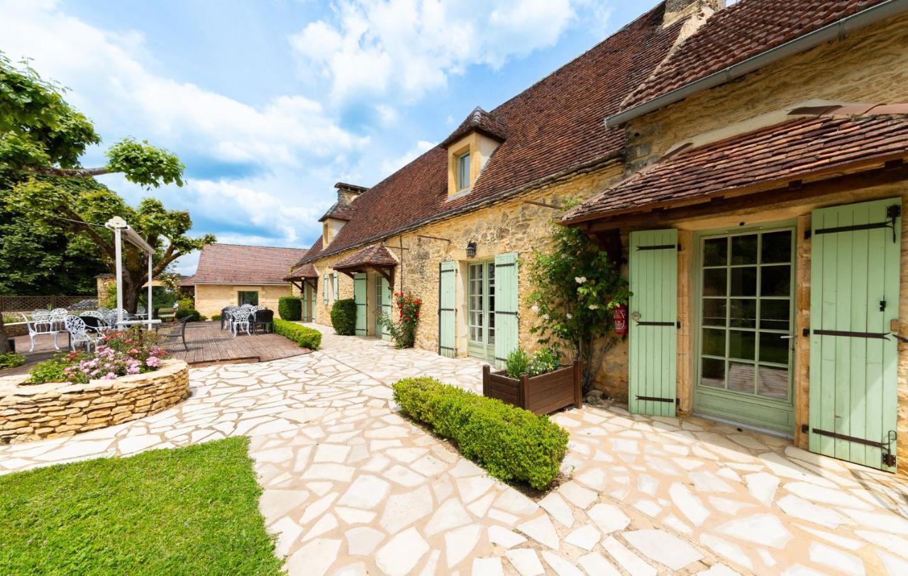 Hotel De La Ferme Lamy Meyrals Exterior foto