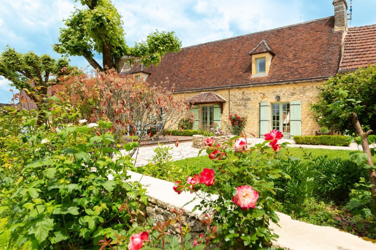 Hotel De La Ferme Lamy Meyrals Exterior foto